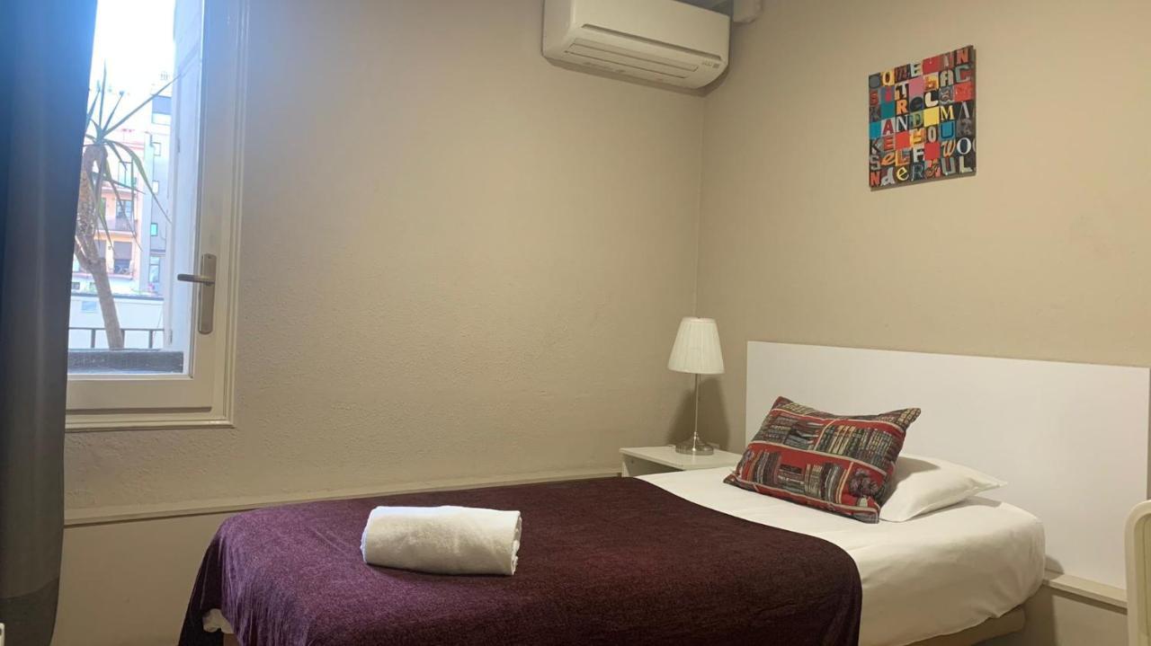 Somnio Hostels Barcelona Exterior photo