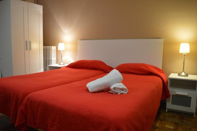 Somnio Hostels Barcelona Exterior photo